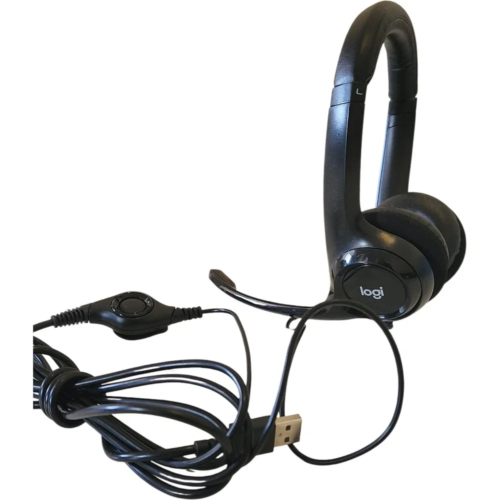 Logitech H390 USB Headset with Noise-Canceling Microphone for Gaming, Meeting